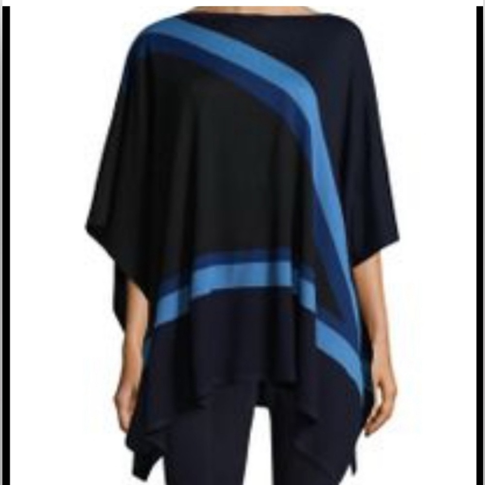 St.John Wool Blend jersey Knit Poncho. Size P/S